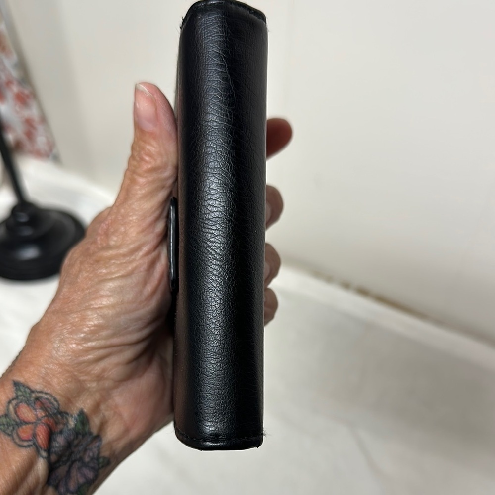 Black  Wallet - Picture 4 of 12